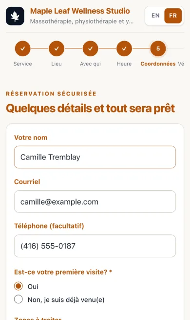 Étape de réservation sur un téléphone : Répondre à quelques questions